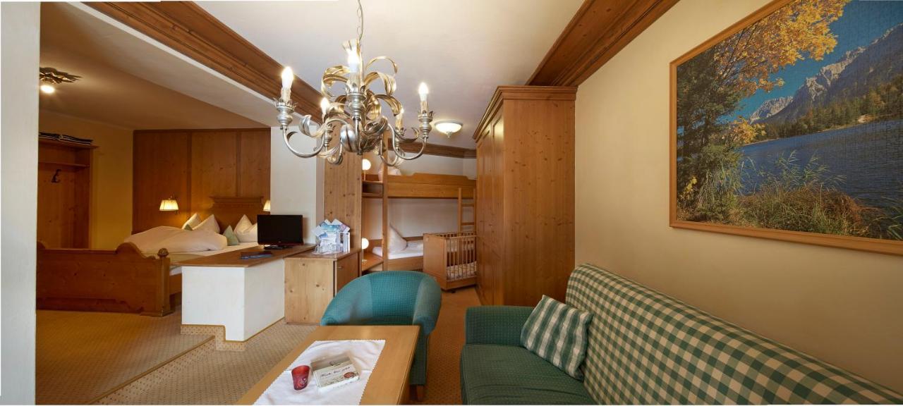 Hotel Lumberger Hof Graen Luaran gambar